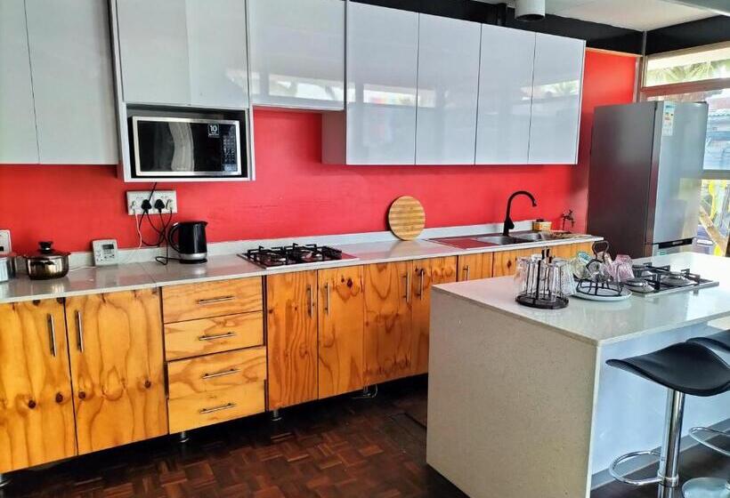 בית מלון כפרי Ink Self Catering