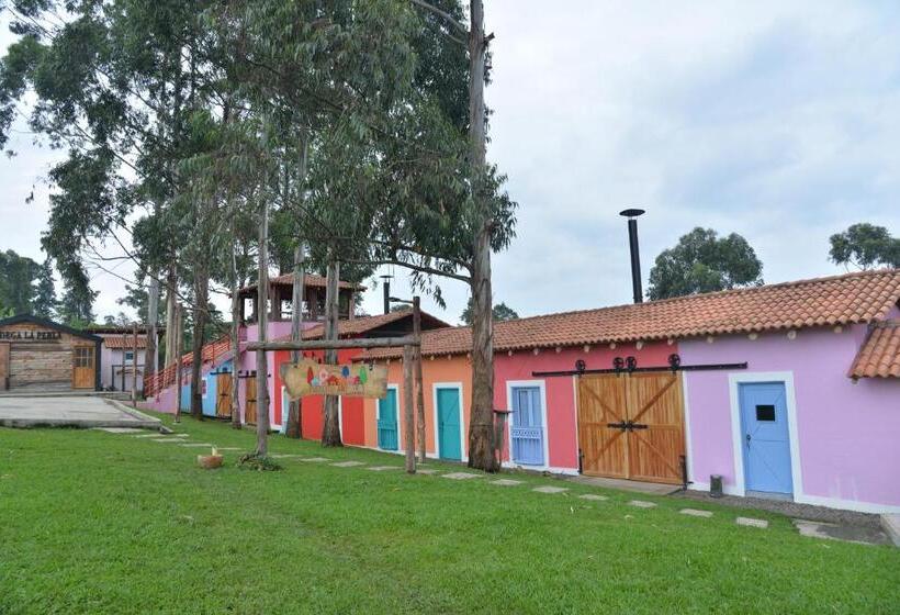 בית מלון כפרי La Perla Finca