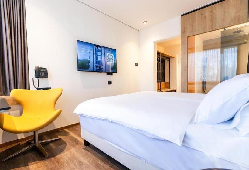 هتل Lonca   Superior