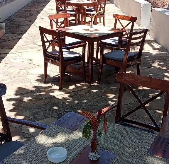 Отель Mandarin Resort Zanzibar