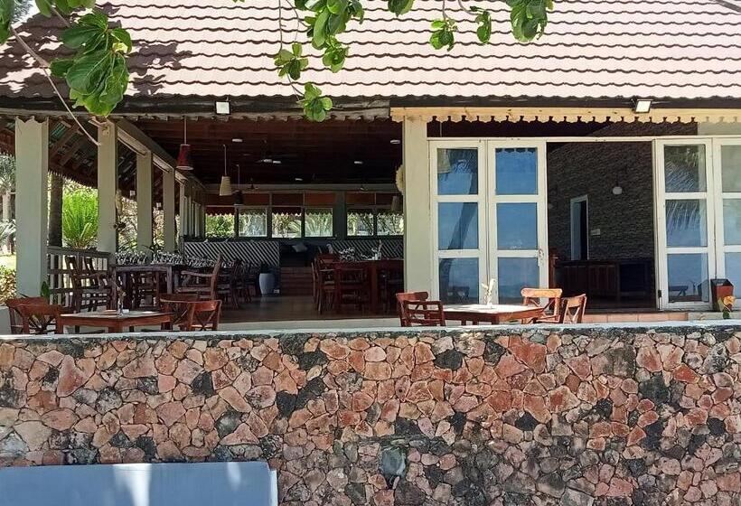 Отель Mandarin Resort Zanzibar