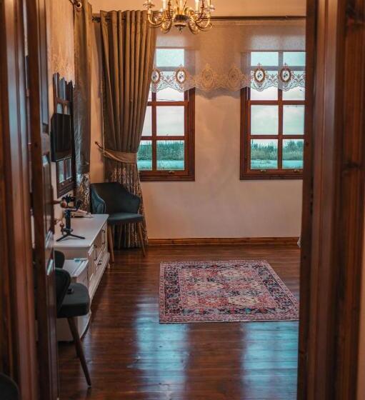 فندق ömer çakiroğlu Konağı