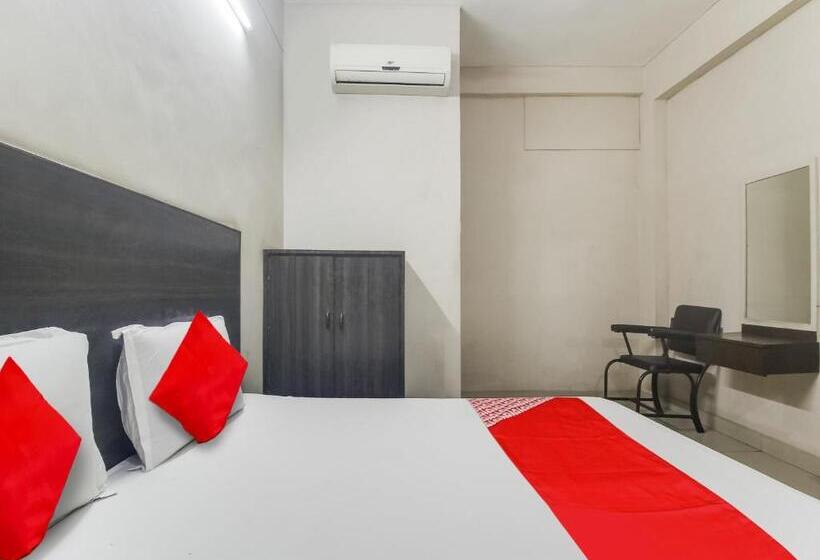 هتل O Bharat Lodge