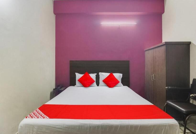 هتل O Bharat Lodge