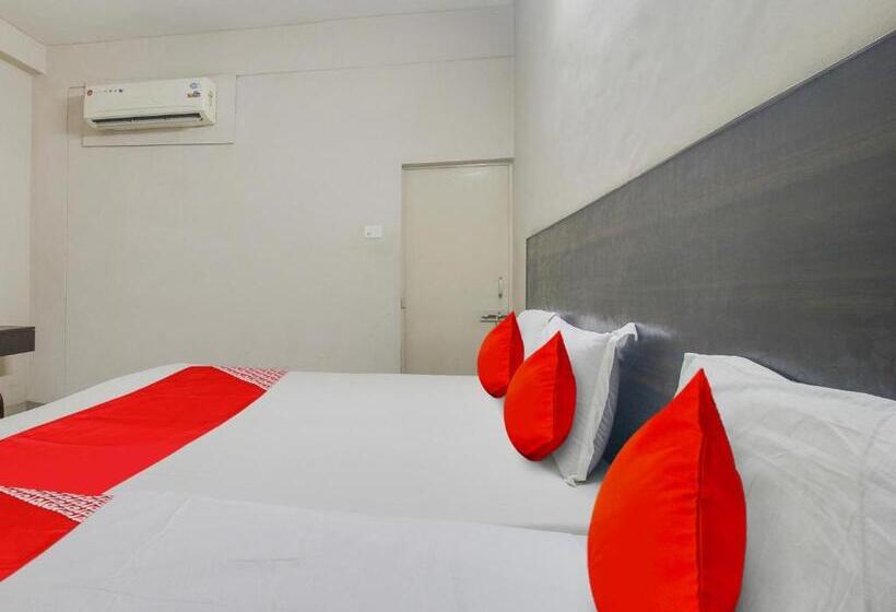 هتل O Bharat Lodge