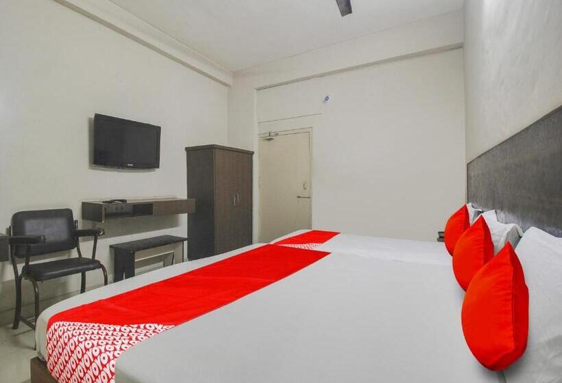 هتل O Bharat Lodge