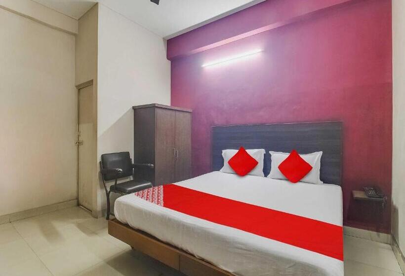 هتل O Bharat Lodge