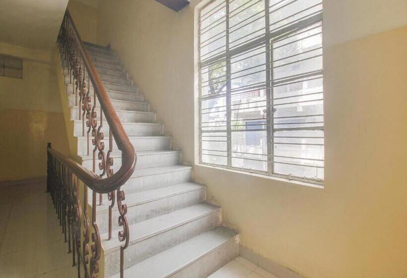 هتل O Bharat Lodge