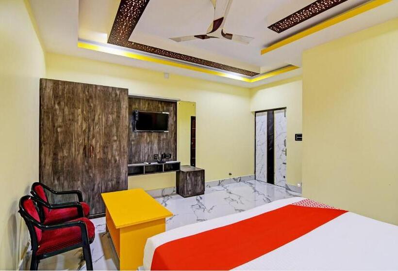 فندق Oyo Flagship Sri Sai Palace