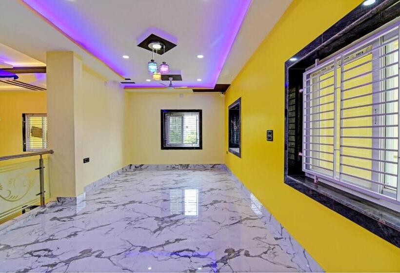 فندق Oyo Flagship Sri Sai Palace