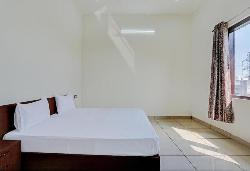 Отель O Park Inn Guest House