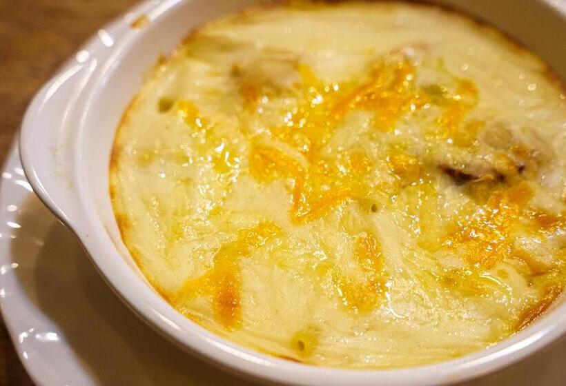 فندق Pension Folklore