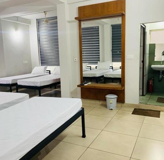 호텔 Regalia Wayanad