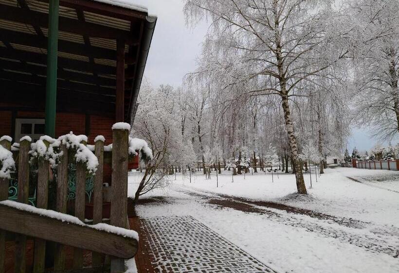 בית מלון כפרי Schützenhaus Lenzen