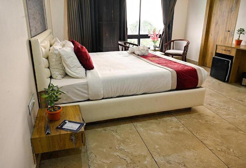 هتل The Autograph Inn