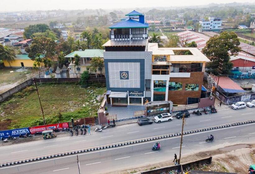 هتل The Autograph Inn