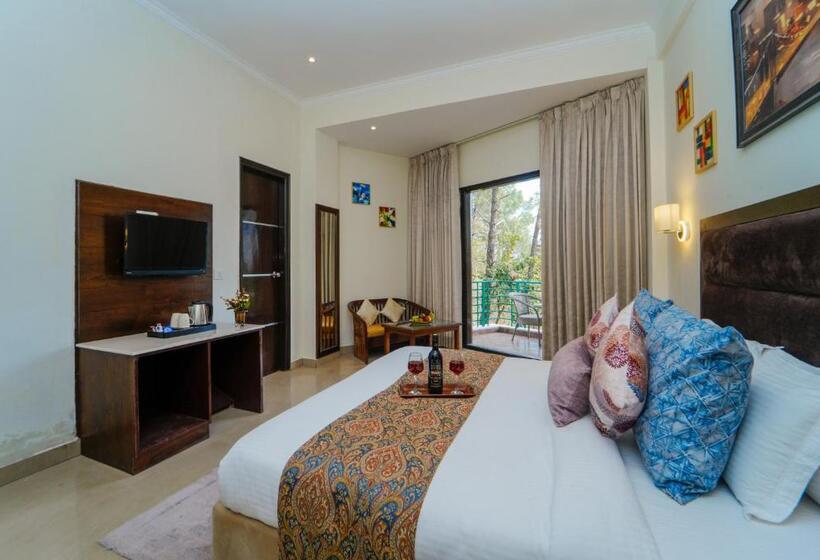 فندق The Rose, Kasauli  A Four Star Lavish & Luxury