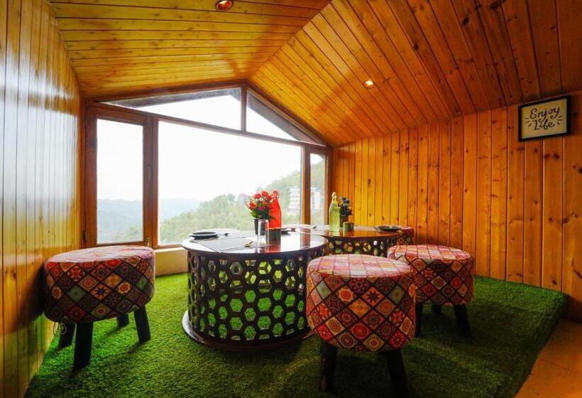 فندق The Rose, Kasauli  A Four Star Lavish & Luxury