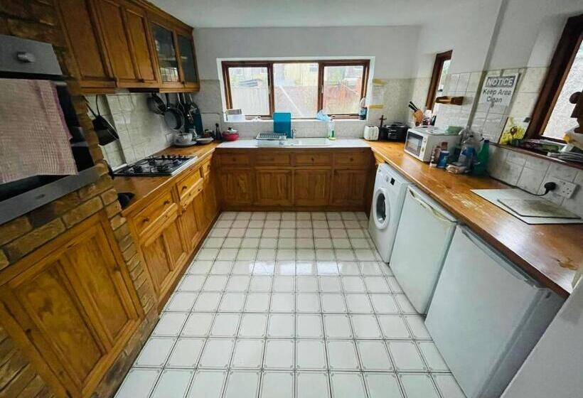 호텔 The Westerner