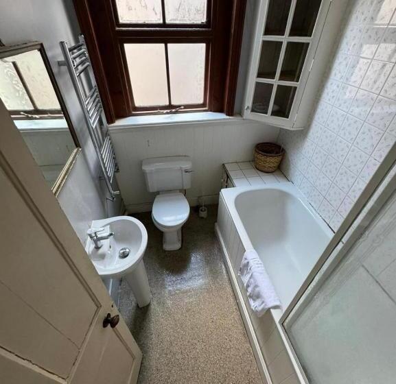 호텔 The Westerner