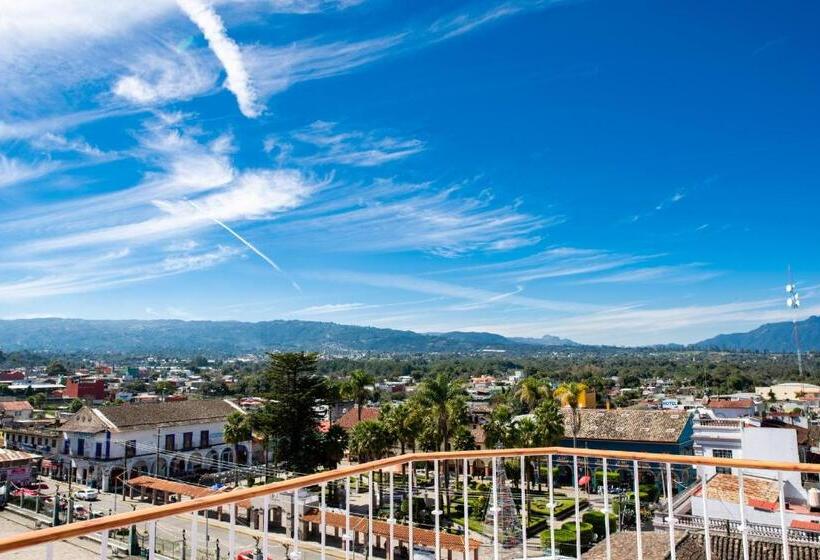 בית מלון כפרי Xalla