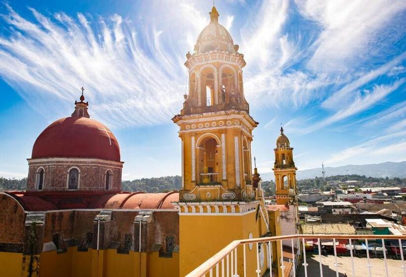 בית מלון כפרי Xalla