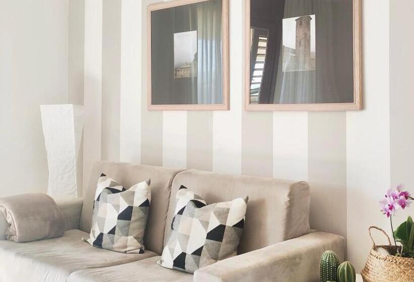 Isa Residence With Swimming Pool In Barberino Tavernelle, Apartments With Air Conditioning And Priva