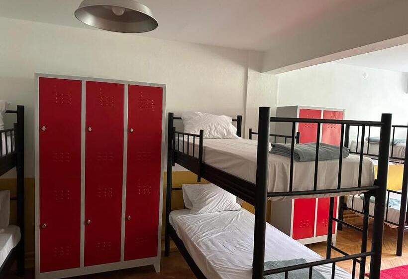 Koza Hostel Coffee & Chill