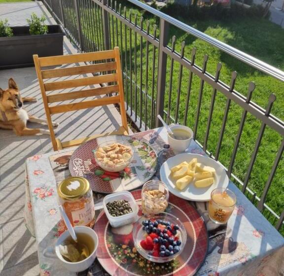 Lalunamia B&b And Holiday Apartment