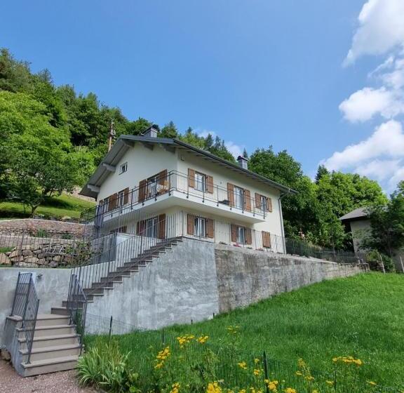 Lalunamia B&b And Holiday Apartment