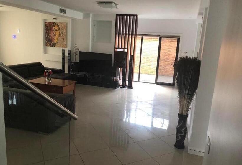 بنسيون 6 Rooms Villa