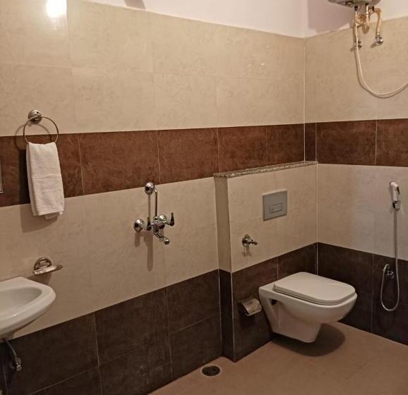 بنسيون Balaji Guest House