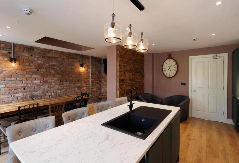 Пансион Boutique Stays At 78