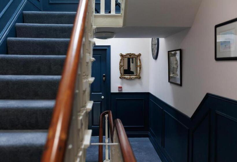 Пансион Boutique Stays At 78