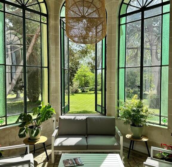 膳宿费 Château De Bayssan