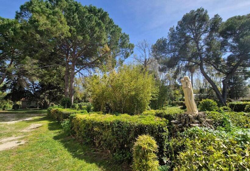 膳宿费 Château De Bayssan