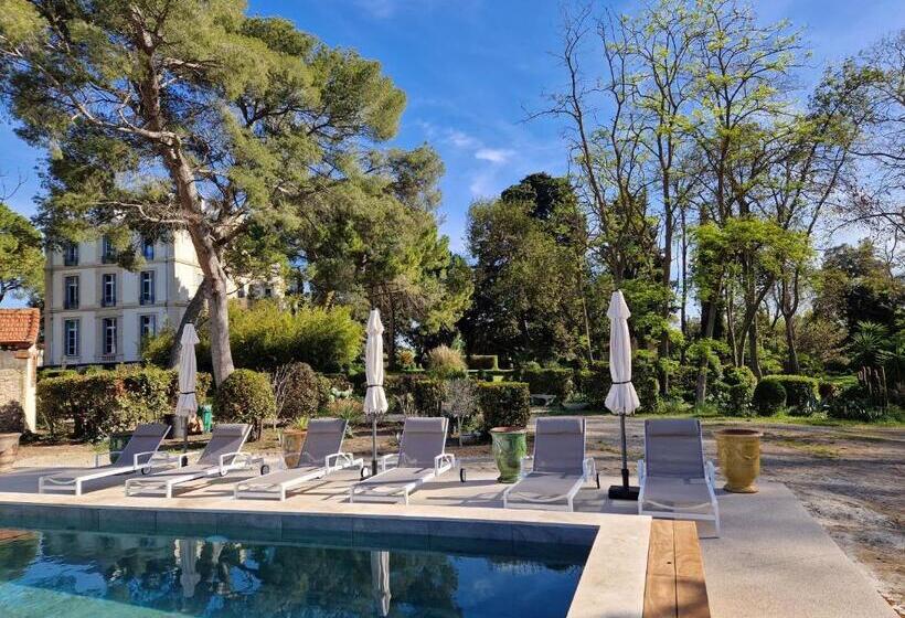 پانسیون Château De Bayssan