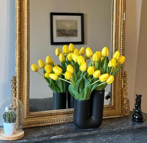 膳宿费 Château De Bayssan