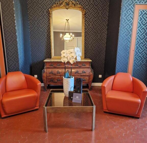 膳宿费 Château De Bayssan