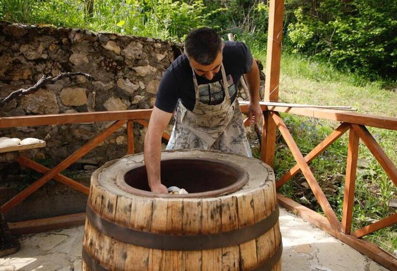 پانسیون Gentry House