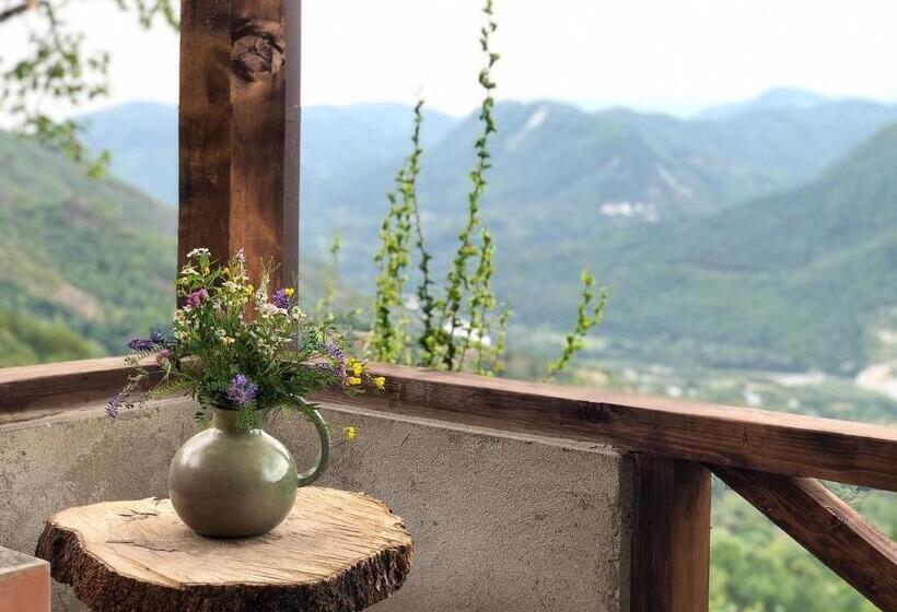 پانسیون Gentry House