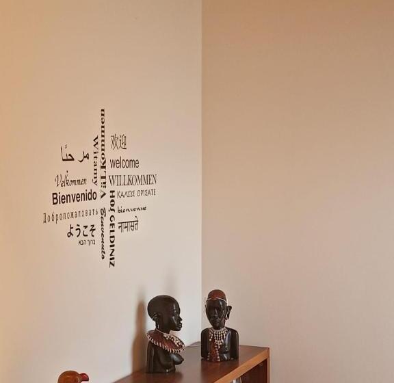 膳宿费 Gesuitirooms