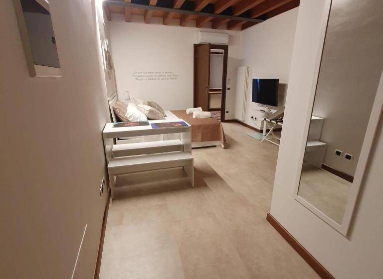 膳宿费 Gesuitirooms