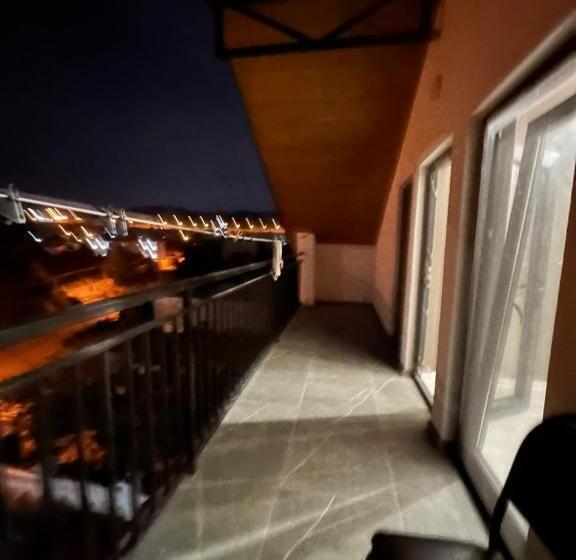 پانسیون Guesthouse Chrdili