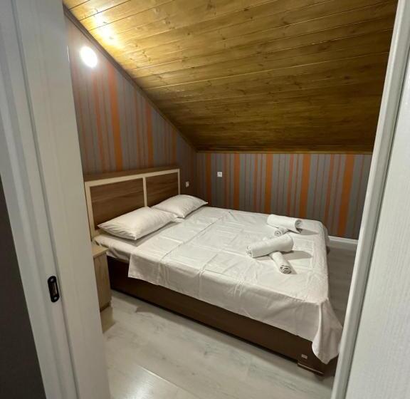 پانسیون Guesthouse Chrdili