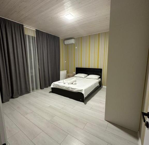 پانسیون Guesthouse Chrdili