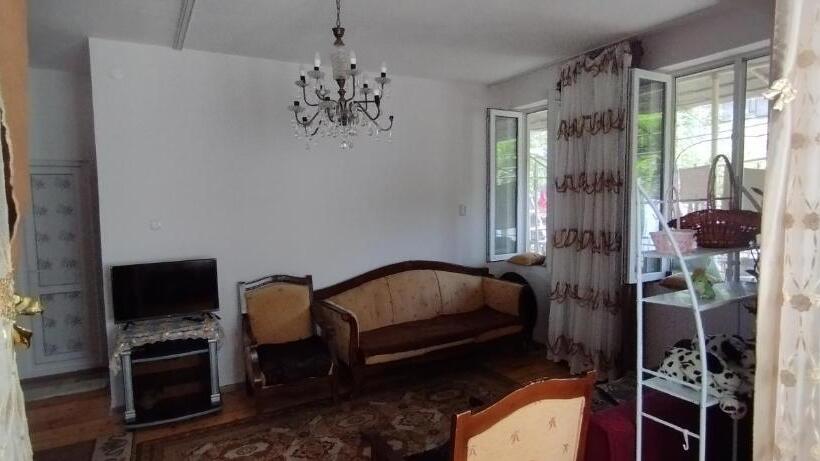 پانسیون Guesthouse David