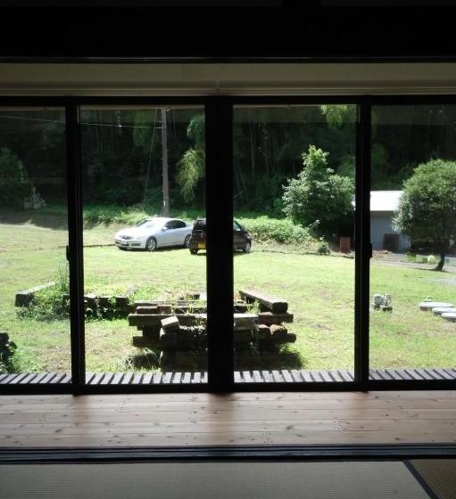 Pensione Hostel+cafe たね