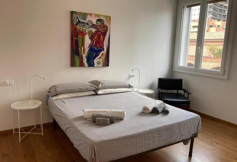 Pension (Hôtel basse catégorie) Jazz Room 1