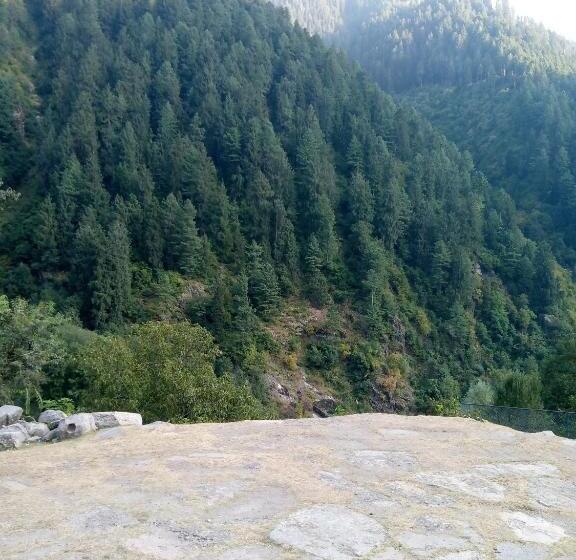 Pensão Rameez Paying Guest House Naranagh